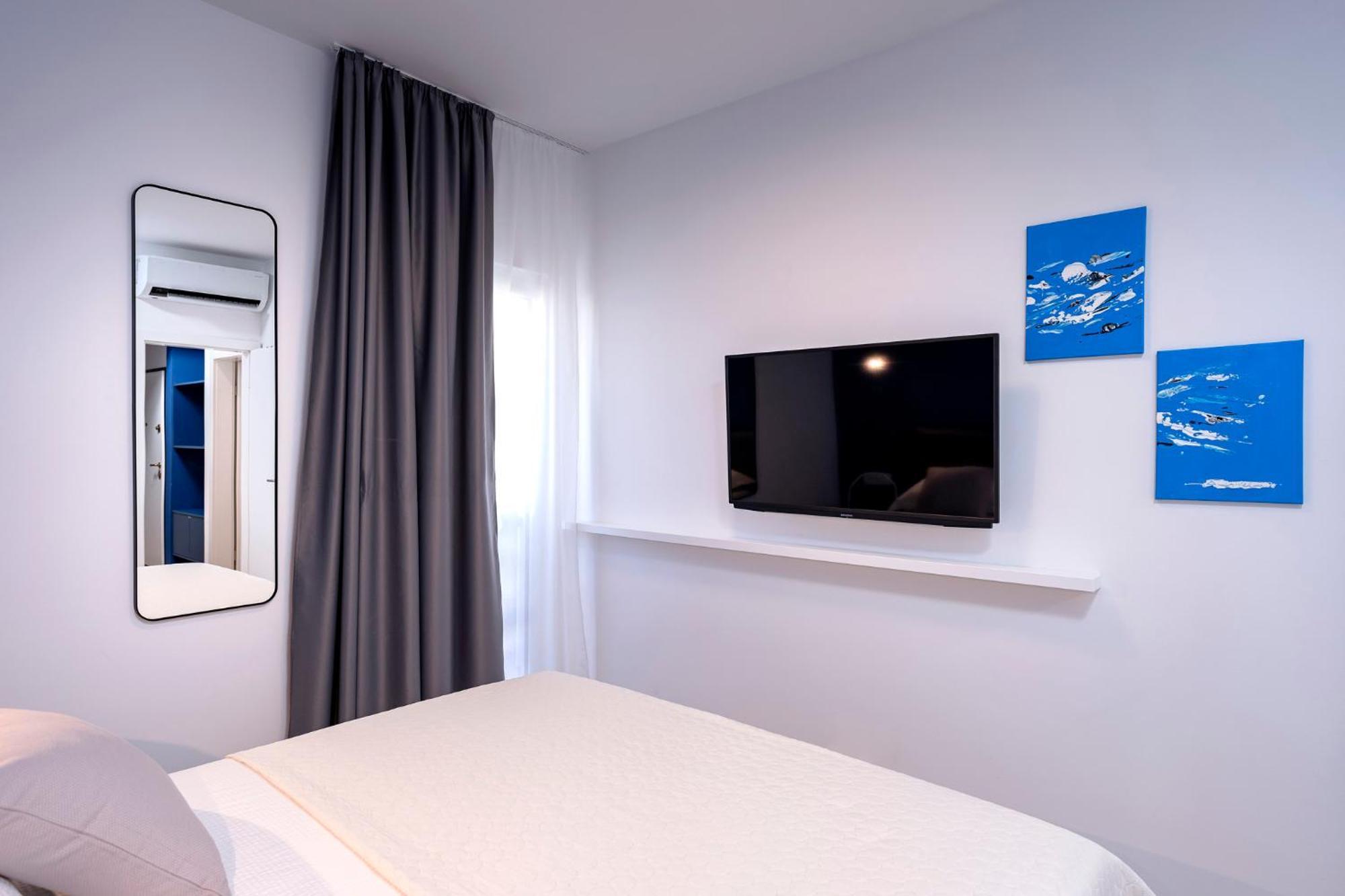 Modern, 2 Bedroom Apartment Hvar Town Bagian luar foto