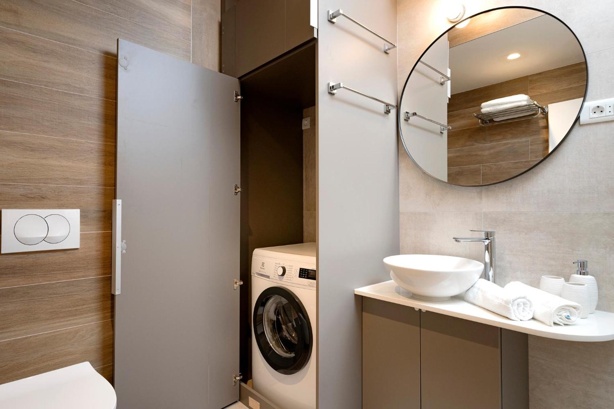 Modern, 2 Bedroom Apartment Hvar Town Bagian luar foto