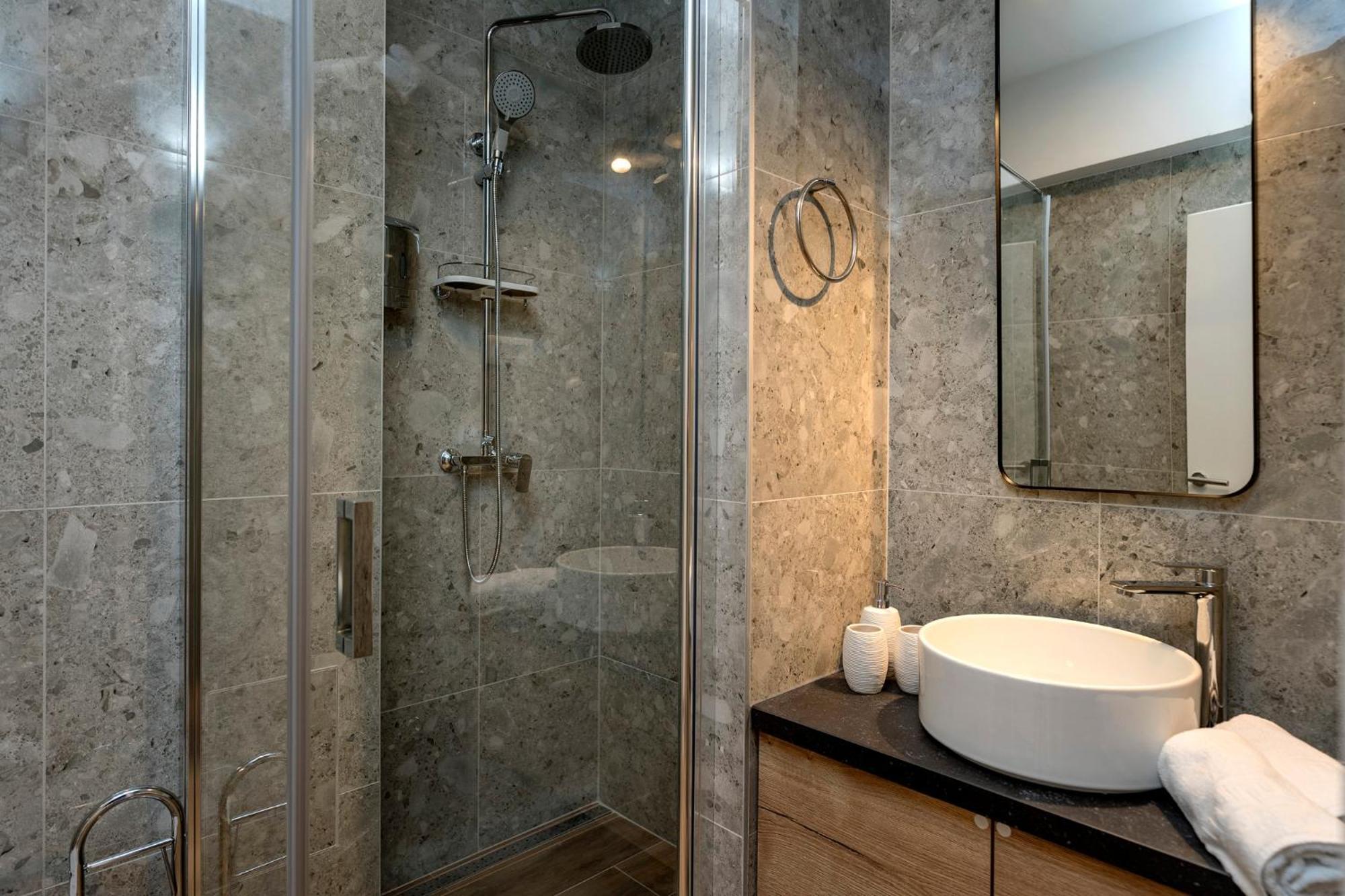 Modern, 2 Bedroom Apartment Hvar Town Bagian luar foto