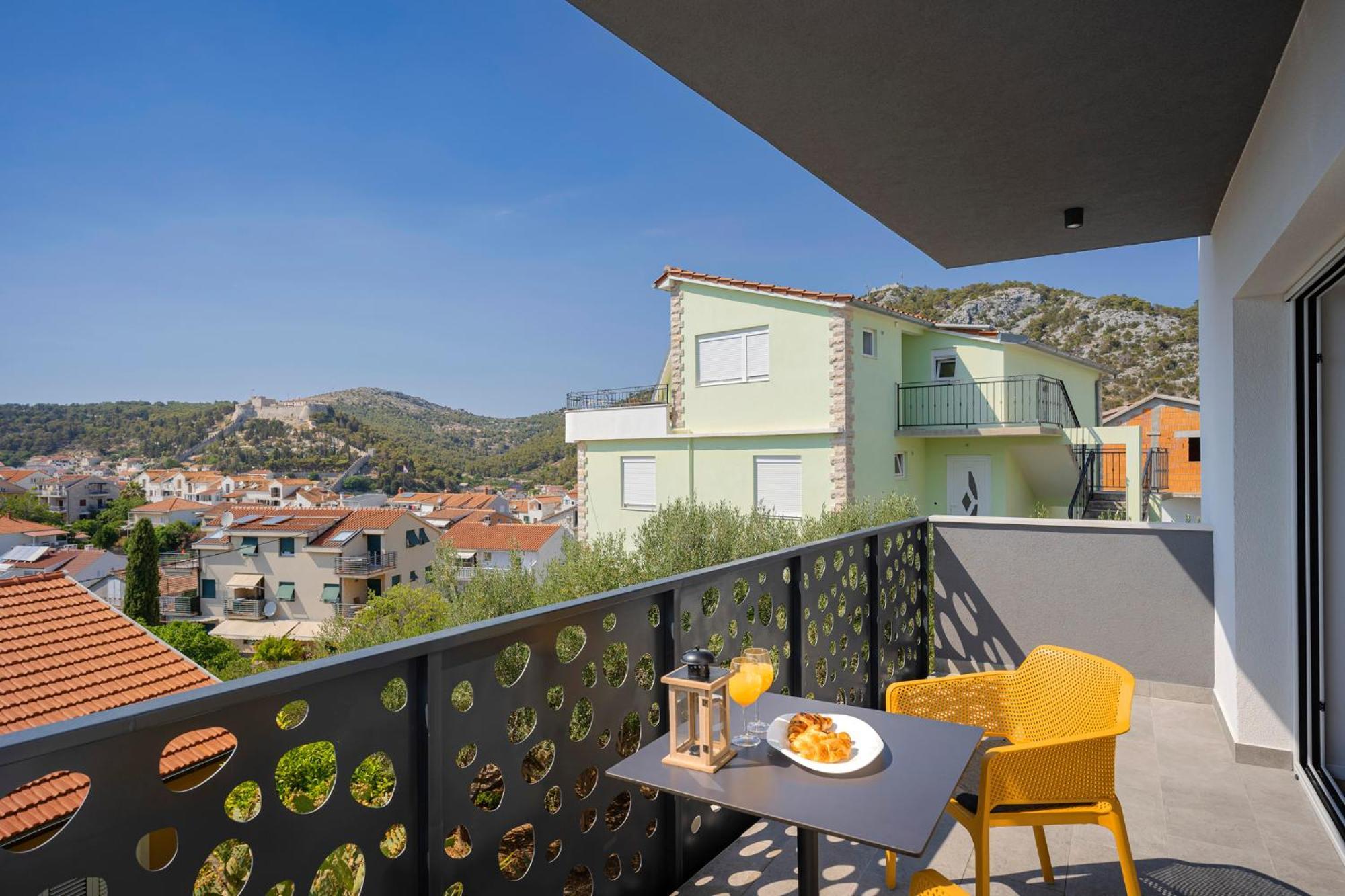 Modern, 2 Bedroom Apartment Hvar Town Bagian luar foto